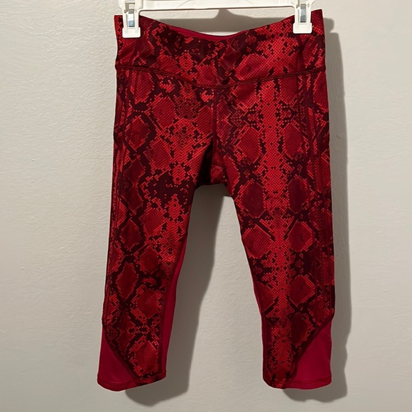 Lululemon Workout pants - Picture 1 of 6